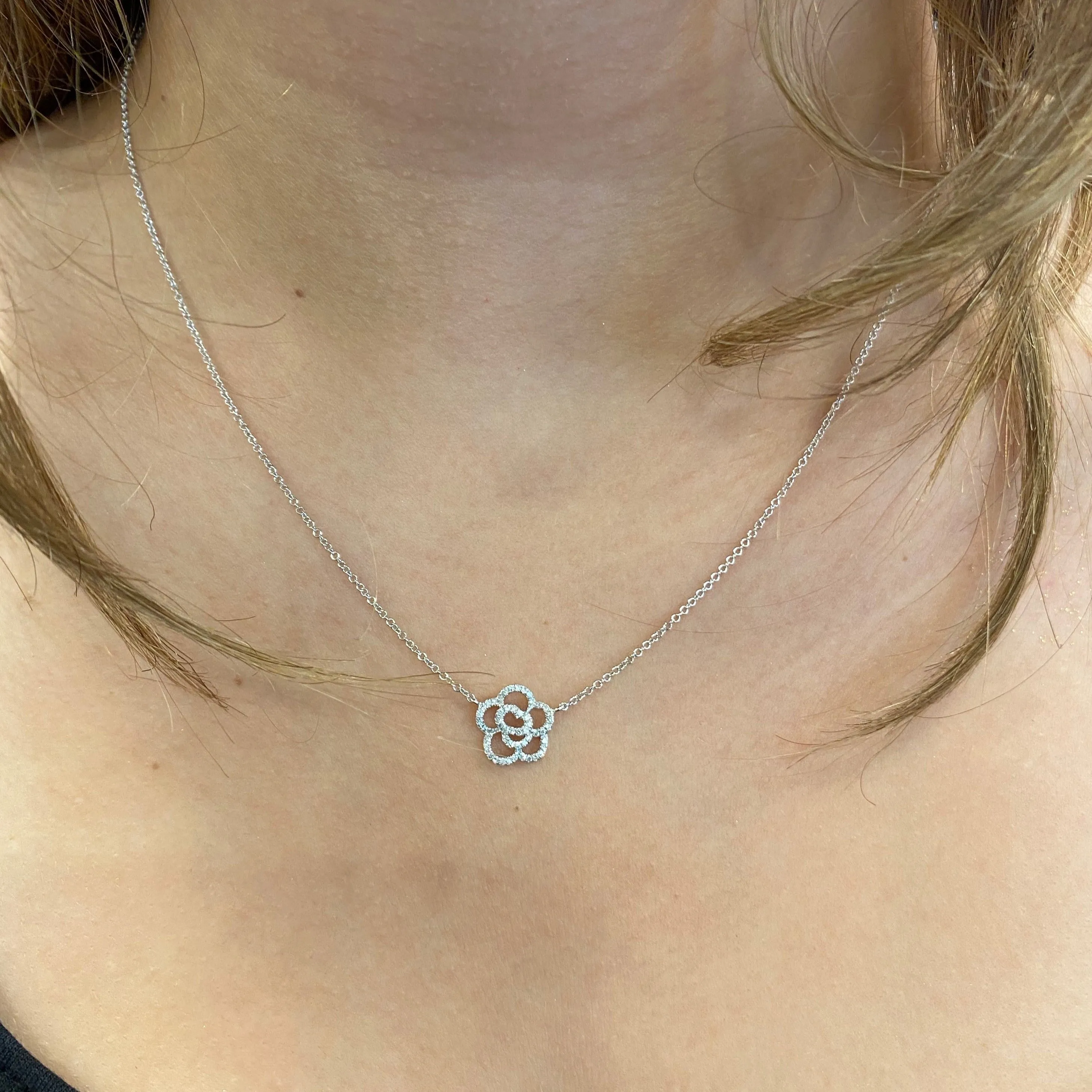 14K GOLD DIAMOND CAMILIA NECKLACE