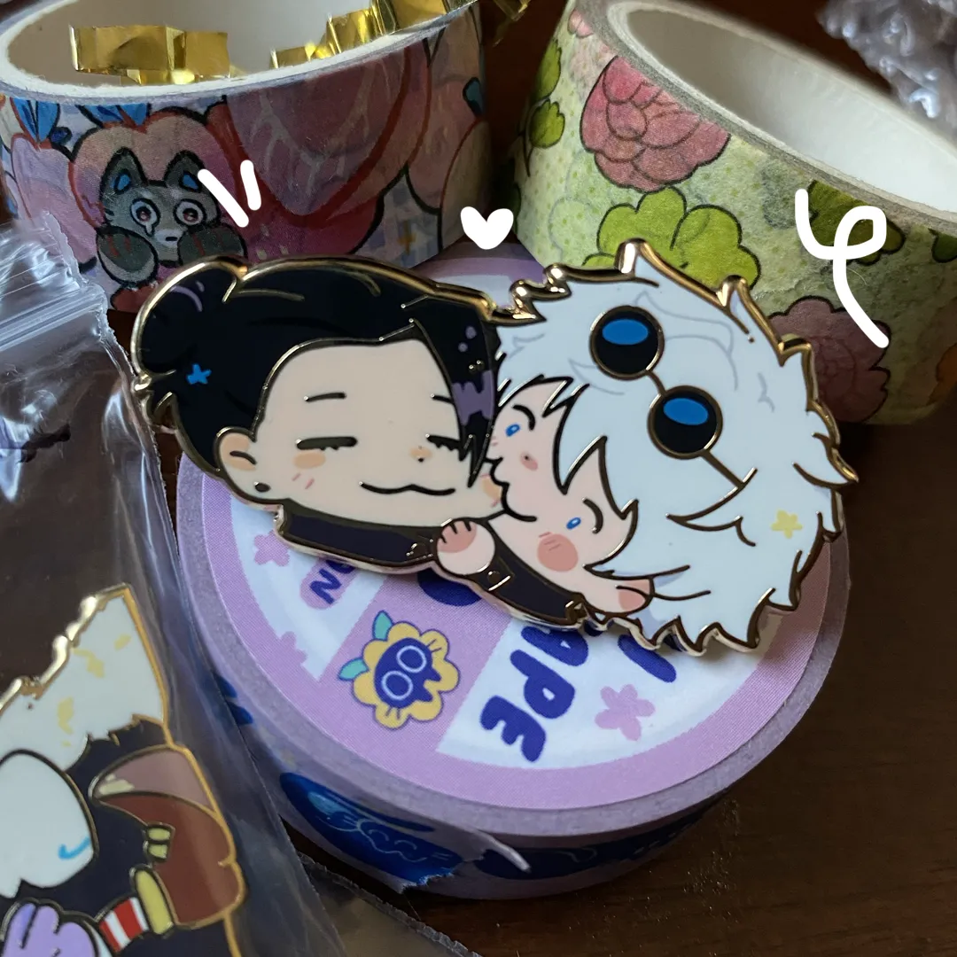CHOMP! stsg pin (mixed grade)