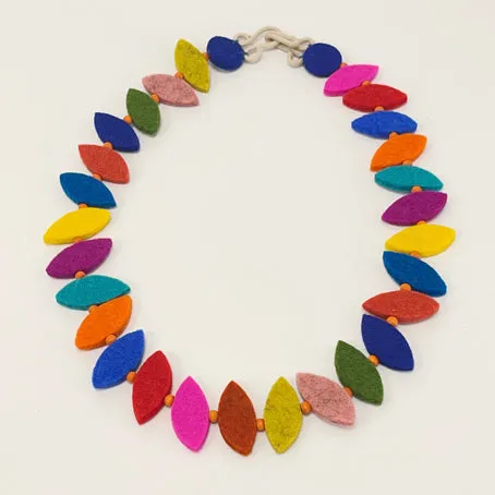 Felt bead necklace - leaves